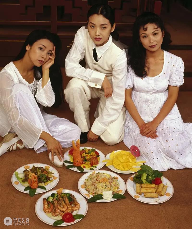 HOW Picks | Vol.9 食物在入侵当代艺术 Picks 食物 艺术 Vol.9 昊美术馆 趣味性 内容 栏目 公众 团队 崇真艺客