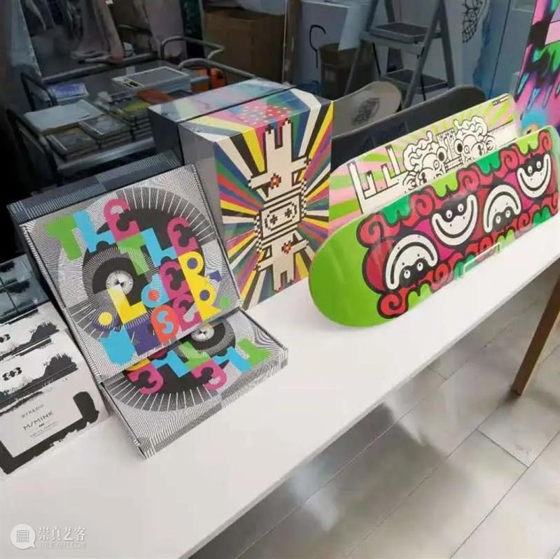 电铺APS | 听见礼物响叮当～ 礼物 APS 圣诞 market X-MAS 艺术 市集 PSA 衍生品 城市 崇真艺客