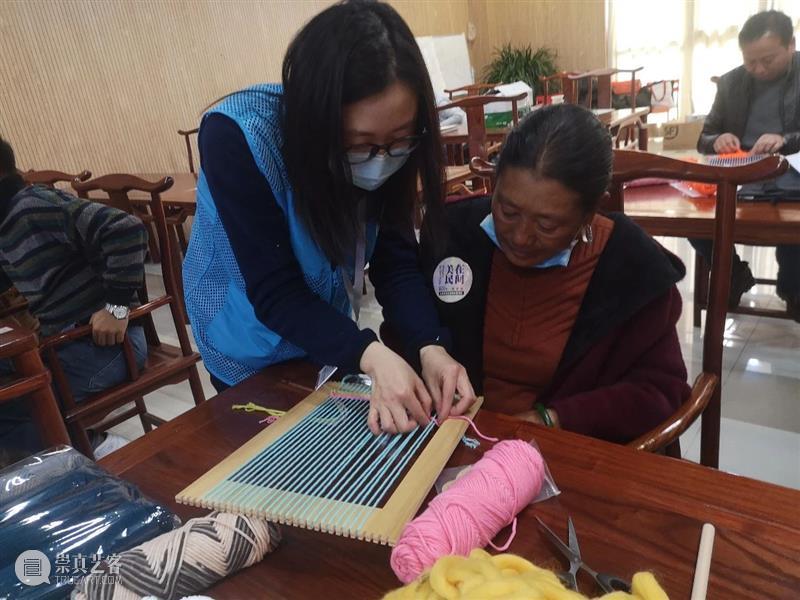 “春雨工程”湖北美术馆文化志愿者走进凉山彝族自治州 文化 凉山彝族自治州 湖北美术馆 志愿者 春雨工程 民间 边框 视频 习近平 新时代 崇真艺客
