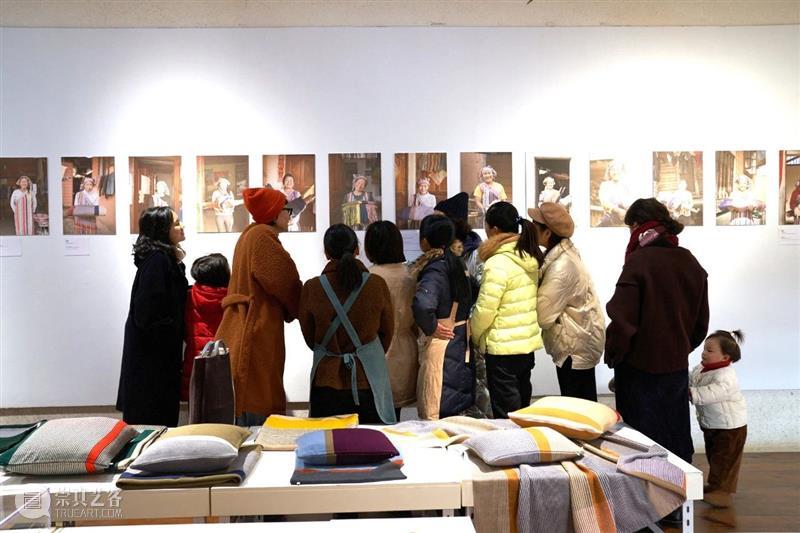 艺术公益｜“naze naze 慢慢地织布”云南手工艺帮扶项目回顾展在碧山开幕 云南 手工艺 项目 naze 碧山 艺术 公益 地点 碧山工销社 安徽省 崇真艺客