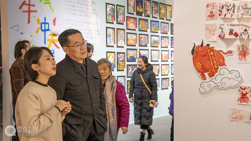 2021,你好呀,我们一起来吹吹牛儿吧! 你好 吹牛儿 元旦 滴水集 艺术 集市 少儿 艺术展 牛气冲天 孩子们 崇真艺客