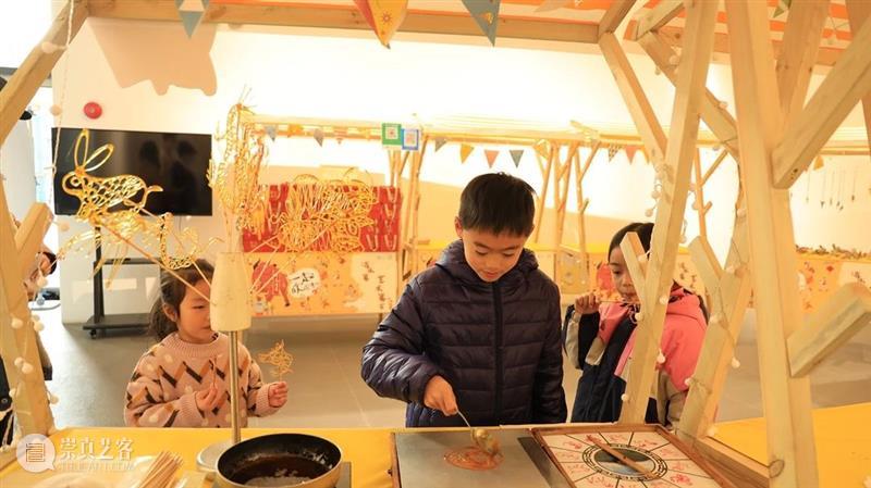 2021,你好呀,我们一起来吹吹牛儿吧! 你好 吹牛儿 元旦 滴水集 艺术 集市 少儿 艺术展 牛气冲天 孩子们 崇真艺客
