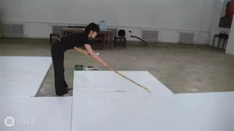 绘画丨央美才女35年前画的素描《大卫》，至今都无人超越  中国舞台美术学会 大卫 素描 央美 绘画 才女 上方 中国舞台美术学会 右上 星标 本文 崇真艺客
