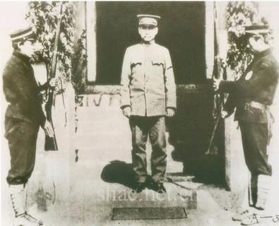 今天我们能放假，部分功劳要归他 部分 功劳 年轻人 日子 地方 两个字 假期 历法 阴历 中国 崇真艺客