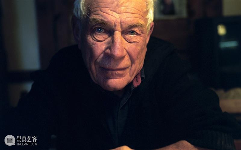 元旦读诗丨约翰 · 伯杰（John Berger）丨历史 丨约翰 伯杰 Berger 历史 window second open document.getElementById image desc 崇真艺客