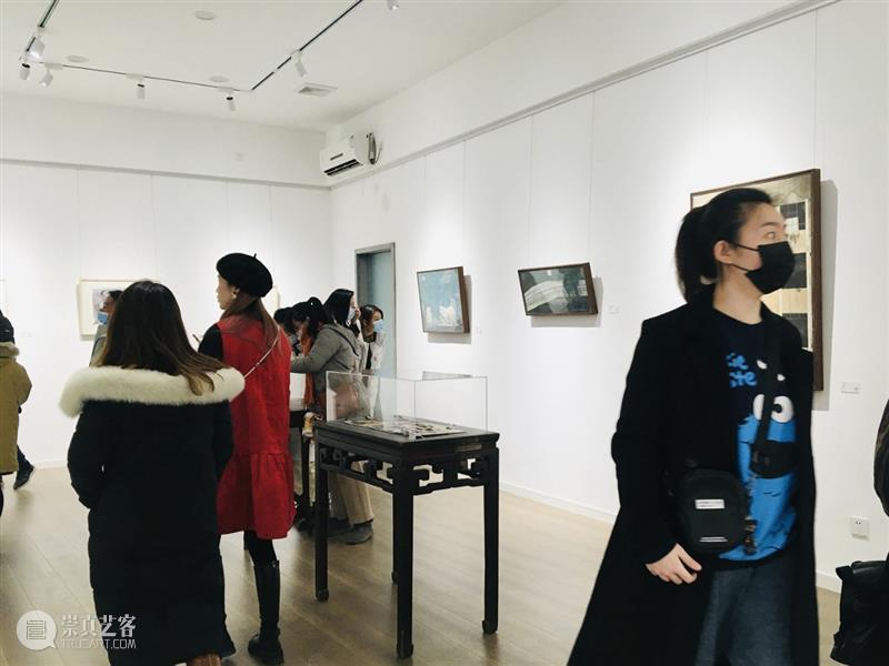 画展、写生、音乐会…书店有这么多玩法？ | 慢闪视集 画展 音乐会 书店 玩法 新年 书展 文创 工作室 市集 美食 崇真艺客