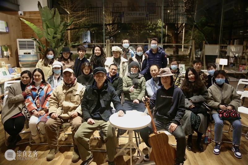 画展、写生、音乐会…书店有这么多玩法？ | 慢闪视集 画展 音乐会 书店 玩法 新年 书展 文创 工作室 市集 美食 崇真艺客