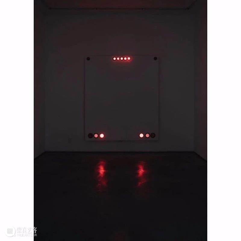 同行/日常每天都在发送摩斯密码 | Ariel Orozco Ariel Orozco 同行 摩斯密码 古巴 目前 墨西哥城 生活 工作 媒介 崇真艺客