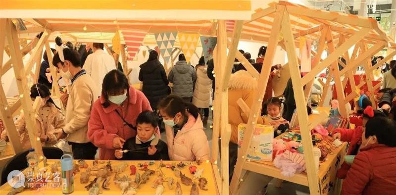 “一起吹吹牛儿”跨年艺术集市圆满结束啦!但这一次,我们不说再见 跨年 艺术 集市 HAPPY YEAR 中学 孩子们 滴水湖 活动 牛年 崇真艺客