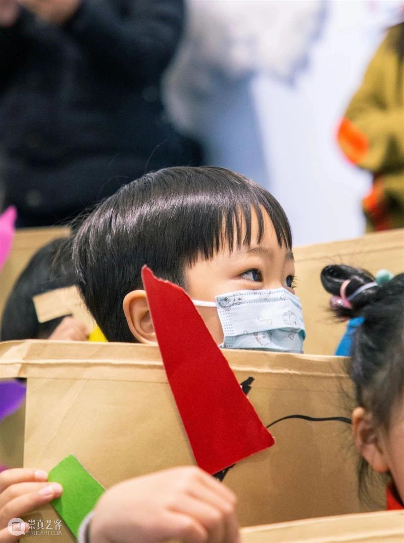 “一起吹吹牛儿”跨年艺术集市圆满结束啦!但这一次,我们不说再见 跨年 艺术 集市 HAPPY YEAR 中学 孩子们 滴水湖 活动 牛年 崇真艺客