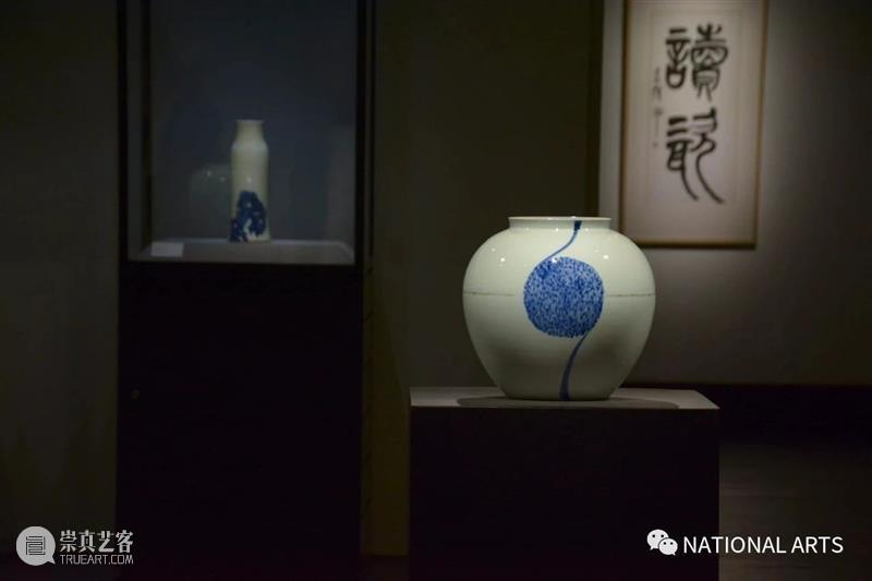 国家美术·展讯丨磁场——白磊白明双个展 磁场 白磊 白明双 个展 美术 国家 展讯 名称 时间 地点 崇真艺客