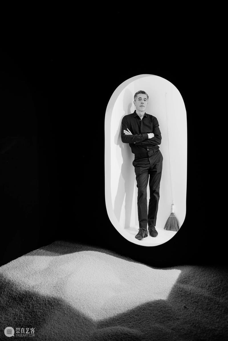 今日直播:与艺术顾问Olivier Renaud-Clément一同探访松谷武判巴黎工作室 松谷 Renaud 艺术 顾问 巴黎工作室 武判 大阪 巴黎 艺术家 过去 崇真艺客