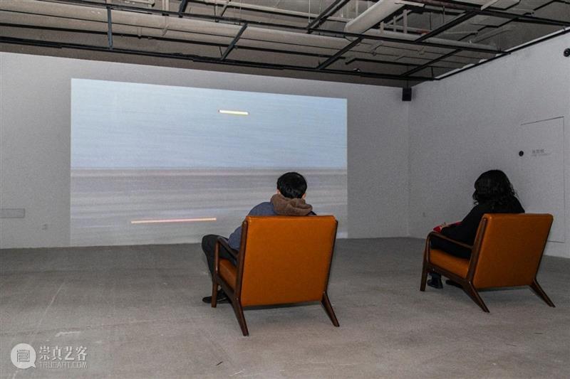 ≡ 鲍蔼伦 | 群展“重新聚焦媒介：东亚录像艺术的兴起” | OCAT上海馆 上海馆 媒介 东亚 录像 艺术 鲍蔼伦 群展 图片 OCAT CurrentExhibition群展 崇真艺客