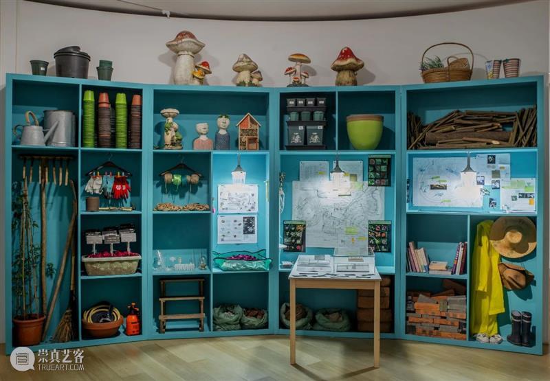 植物生命与时间回忆交织，“以花之名”蔓延生长 植物 生命 时间 作品 陈丹燕 律令 明珠美术馆 现场 刘真辰 系列 崇真艺客