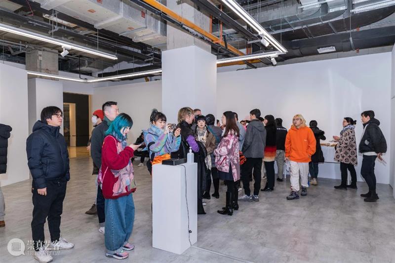 开幕现场 | 史莱姆引擎“假日”@没顶画廊 崇真艺客