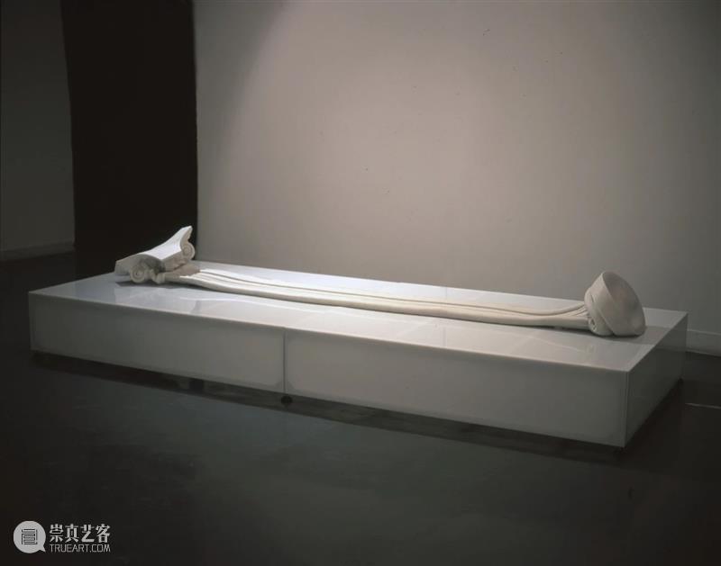 HOW 出神｜靳山重要作品介绍 博文精选 HOW昊美术馆 靳山 作品 HOW 展期 艺术家 赵洋策展人 马珏 地址 昊美术馆 上海 崇真艺客