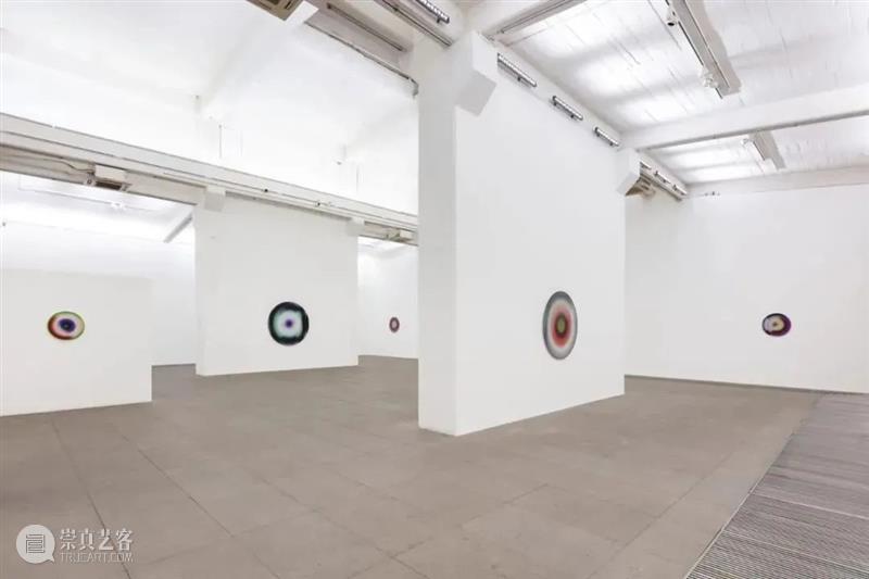 颜磊说明书：“自由是从束缚精神的错误中摆脱出来的” 颜磊 说明书 精神 错误 程序 ART LOOP 开幕式 策展人 李章旭 崇真艺客