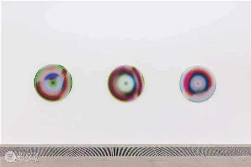 颜磊说明书：“自由是从束缚精神的错误中摆脱出来的” 颜磊 说明书 精神 错误 程序 ART LOOP 开幕式 策展人 李章旭 崇真艺客