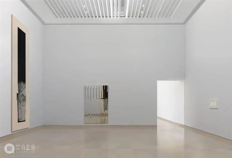 法国尼姆当代艺术博物馆为塔里克·克斯旺森(Tarik Kiswanson)举办最新个展|AR艺术家 塔里克·克斯旺森 艺术家 Kiswanson 法国尼姆当代艺术博物馆 个展 纸本 阿尔敏 莱希 法国 尼姆 崇真艺客