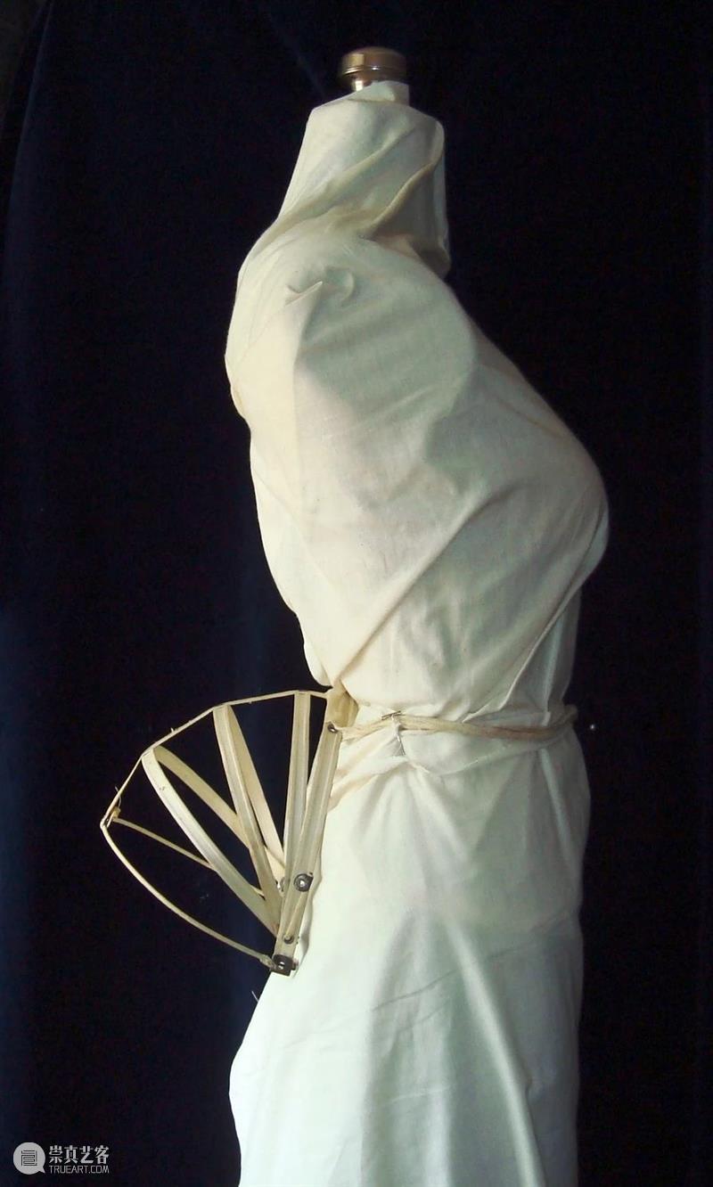 当代人误解了紧身胸衣？ 胸衣 Gallery Serpentine 利维坦 美利坚大学 University 人类学系 瑞贝卡·吉布森 Rebecca Gibson 崇真艺客