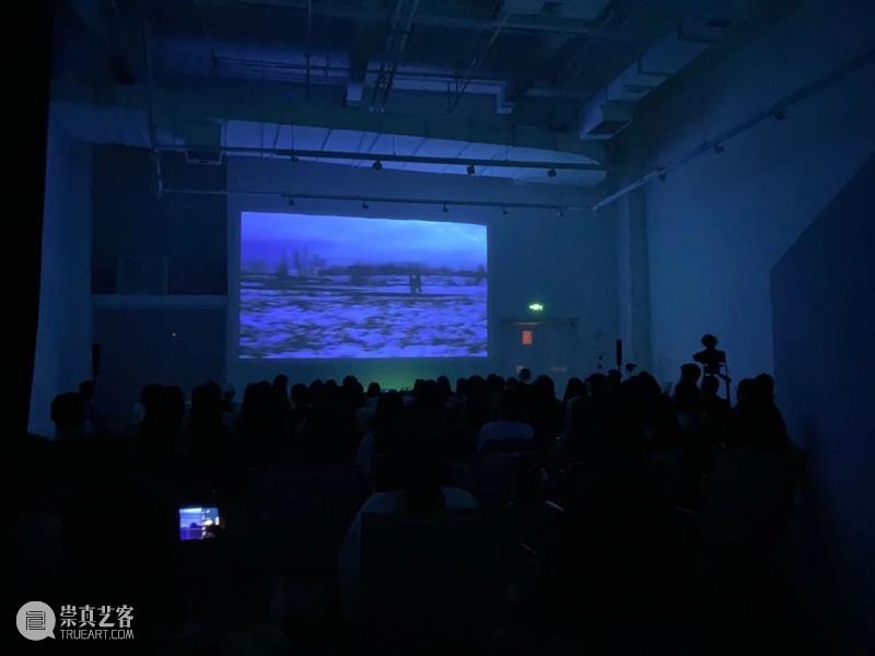 “艺厘米”对话高台:捕捉艺术家紧跟时代的作品,新疆首家当代艺术机构的社会议题探索 高台 艺术 新疆 时代 议题 机构 社会 作品 艺术家 艺厘米 崇真艺客