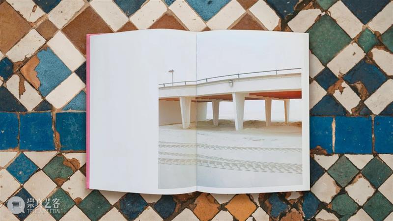 Bromide Books：好的摄影书不会只是一项点缀或一个整体的补充 博文精选 PHOTOFAIRS Books 整体 书籍 橱柜记忆 Cupboard Memories 淡季 Off Season 省略 崇真艺客
