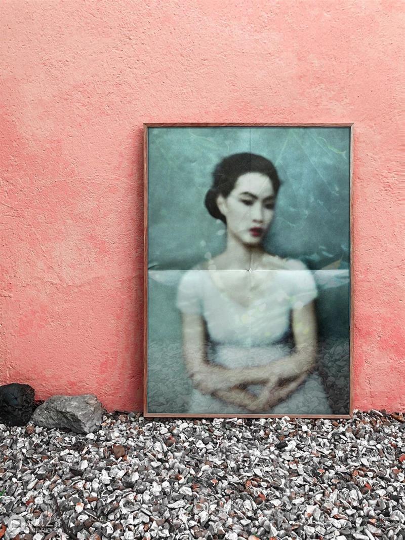 Bromide Books：好的摄影书不会只是一项点缀或一个整体的补充 博文精选 PHOTOFAIRS Books 整体 书籍 橱柜记忆 Cupboard Memories 淡季 Off Season 省略 崇真艺客