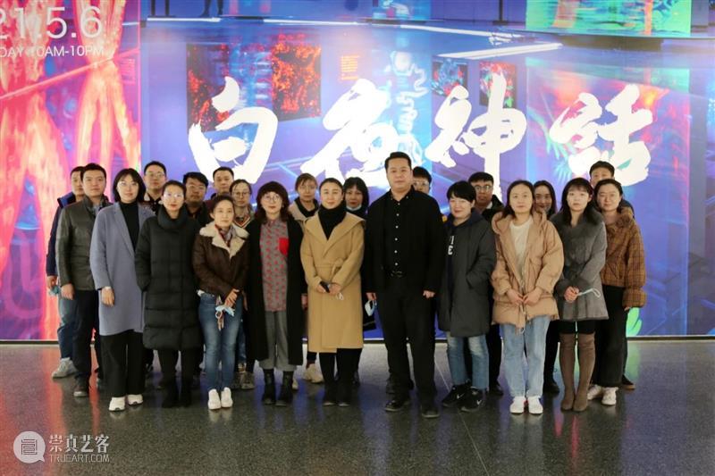 公教活动 | 陕文投集团走进西安美术馆,三大展览导览活动 西安美术馆 活动 公教 陕文投集团 陕文投集团子公司 陕西书画艺术品交易中心 陕西文化产权交易所 阿雅 个展 白夜 崇真艺客