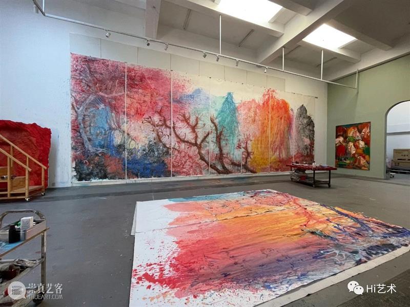 LONG文章 | 尹朝阳：做艺术最终还是为了释放自己 尹朝阳 艺术 文章 LONG 编者按 艺术家 个展 浩瀚史 龙美术馆 西岸 崇真艺客