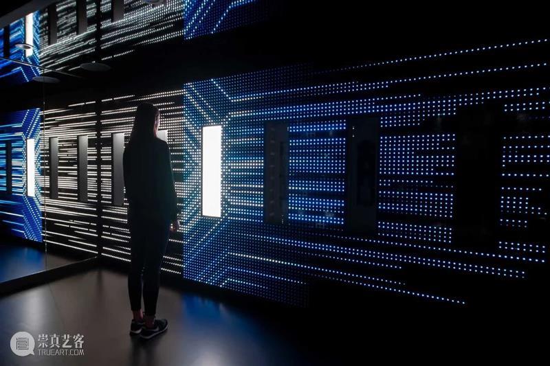 可视化灯光装置、人体感应互动墙...Facebook的交互式体验全球合作伙伴中心 Facebook 灯光 装置 人体 全球合作伙伴中心 远见 公司 世界上 地位 Facebook希望设计公司 崇真艺客