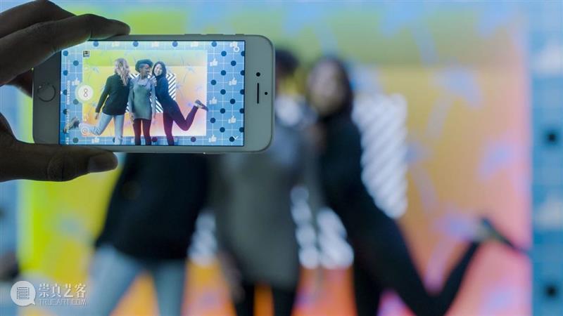 可视化灯光装置、人体感应互动墙...Facebook的交互式体验全球合作伙伴中心 Facebook 灯光 装置 人体 全球合作伙伴中心 远见 公司 世界上 地位 Facebook希望设计公司 崇真艺客