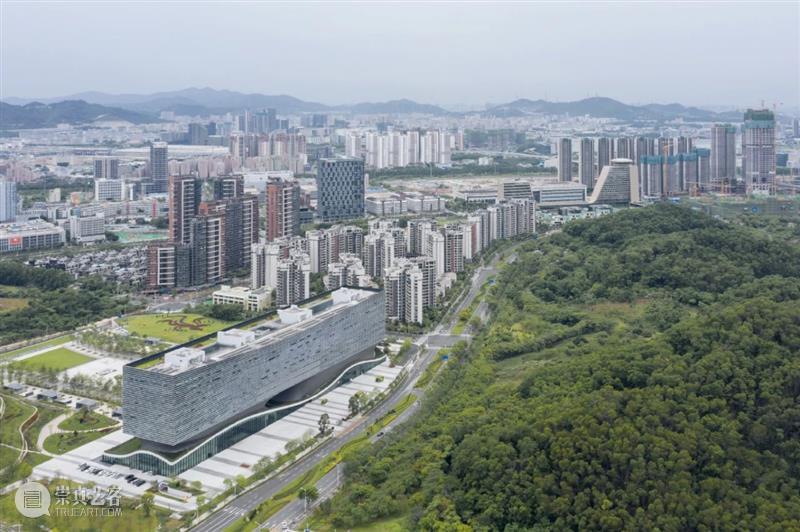 深圳光明公共服务平台 / 筑博设计 光明 深圳 平台 项目 深圳光明新区 高新园 光明高铁站 门户 交界处 功能 崇真艺客