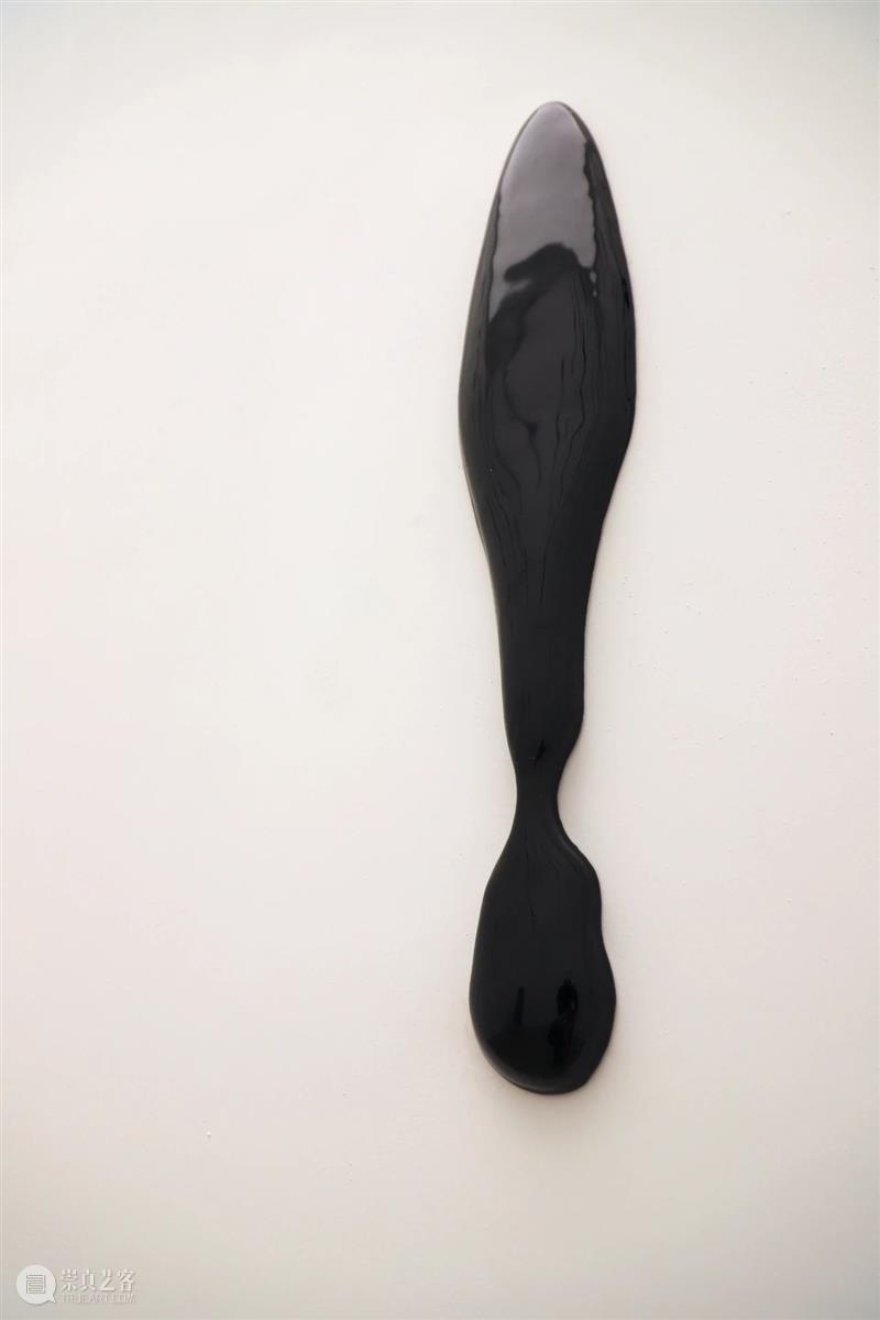 【实验空间·人物随访】白纸—刘建华个展 视频资讯 人物随访 人物 个展 白纸 刘建华 空间 雕塑 领域 青年 艺术家 实验性 崇真艺客