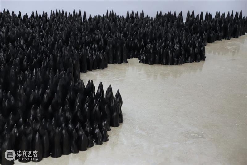 【实验空间·人物随访】白纸—刘建华个展 视频资讯 人物随访 人物 个展 白纸 刘建华 空间 雕塑 领域 青年 艺术家 实验性 崇真艺客