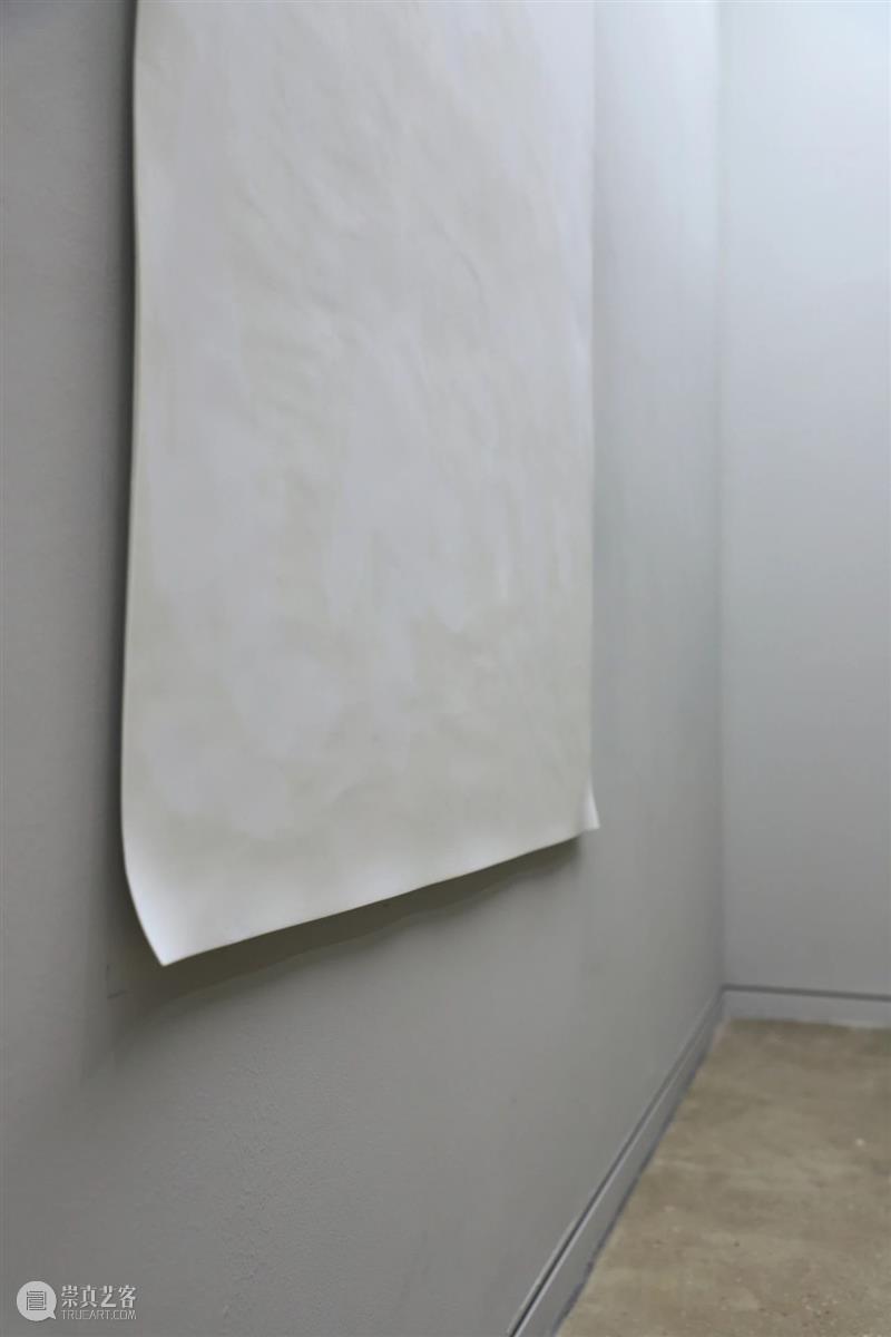 【实验空间·人物随访】白纸—刘建华个展 视频资讯 人物随访 人物 个展 白纸 刘建华 空间 雕塑 领域 青年 艺术家 实验性 崇真艺客