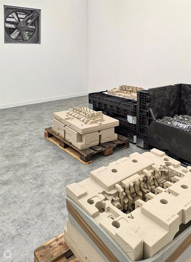 同行/以矩阵解码矩阵 | Sam Lewitt Lewitt 同行 矩阵 生活 工作 纽约 作品 定义 系统 媒介 崇真艺客