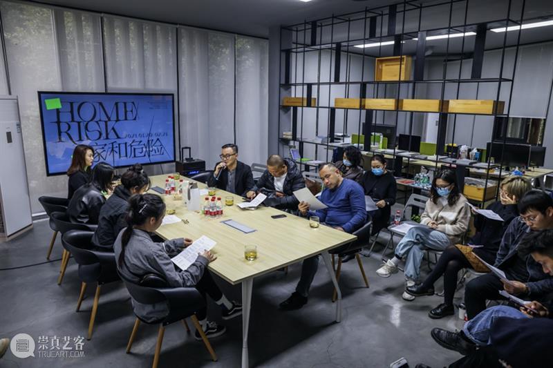 华侨城盒子美术馆｜ 对话钟云舒：物品的侦探 崇真艺客