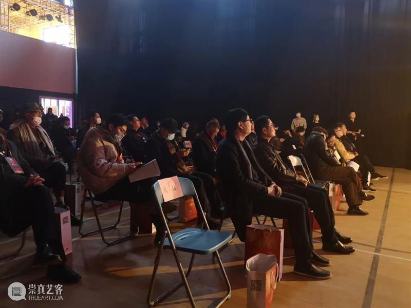 第六届上海舞台美术学会舞美作品展《疫见》在上海舞美码头隆重开幕 上海舞台美术学会舞美 作品展 疫见 上海 舞美 码头 上方 中国舞台美术学会 右上 星标 崇真艺客