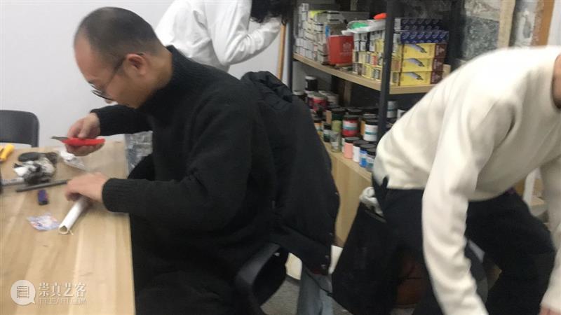 | 我们就是行为 | 1月31日最终现场 行为 现场 水泥 公园 空间 部分 艺术家 吕德生 何悠 河马 崇真艺客