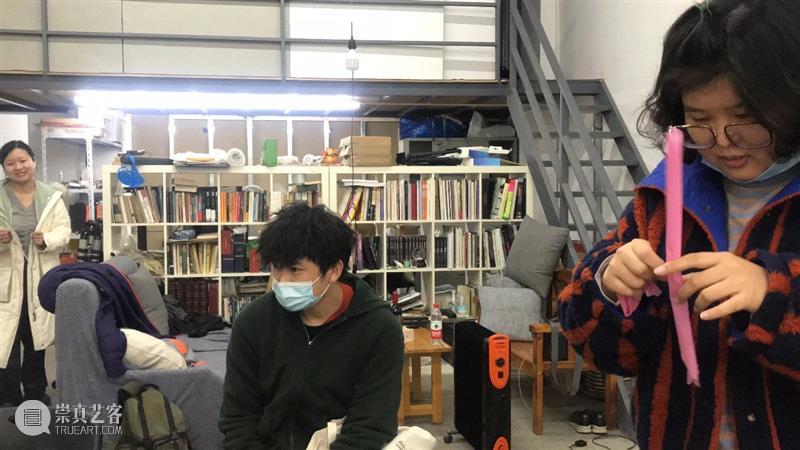 | 我们就是行为 | 1月31日最终现场 行为 现场 水泥 公园 空间 部分 艺术家 吕德生 何悠 河马 崇真艺客