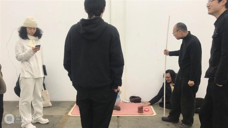 | 我们就是行为 | 1月31日最终现场 行为 现场 水泥 公园 空间 部分 艺术家 吕德生 何悠 河马 崇真艺客