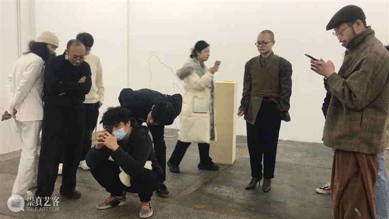 | 我们就是行为 | 1月31日最终现场 行为 现场 水泥 公园 空间 部分 艺术家 吕德生 何悠 河马 崇真艺客