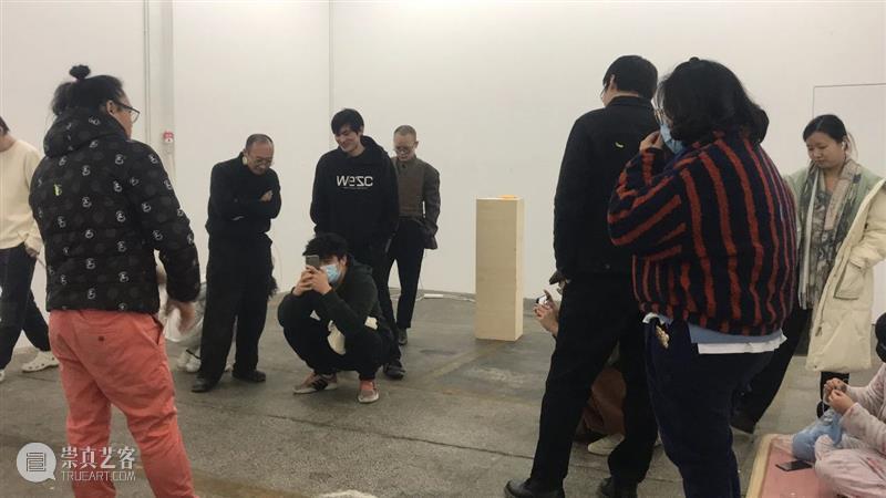 | 我们就是行为 | 1月31日最终现场 行为 现场 水泥 公园 空间 部分 艺术家 吕德生 何悠 河马 崇真艺客
