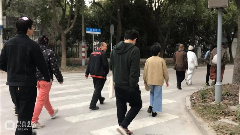 | 我们就是行为 | 1月31日最终现场 行为 现场 水泥 公园 空间 部分 艺术家 吕德生 何悠 河马 崇真艺客