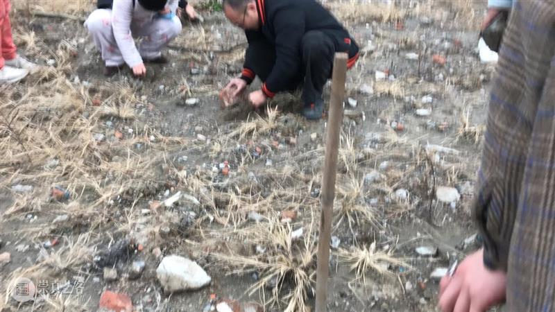 | 我们就是行为 | 1月31日最终现场 行为 现场 水泥 公园 空间 部分 艺术家 吕德生 何悠 河马 崇真艺客