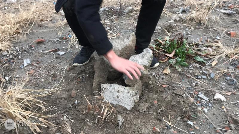 | 我们就是行为 | 1月31日最终现场 行为 现场 水泥 公园 空间 部分 艺术家 吕德生 何悠 河马 崇真艺客