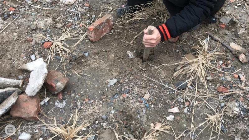 | 我们就是行为 | 1月31日最终现场 行为 现场 水泥 公园 空间 部分 艺术家 吕德生 何悠 河马 崇真艺客