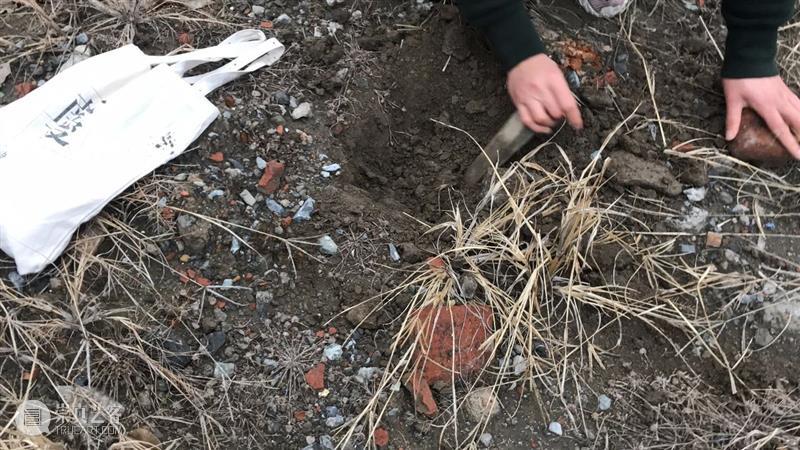 | 我们就是行为 | 1月31日最终现场 行为 现场 水泥 公园 空间 部分 艺术家 吕德生 何悠 河马 崇真艺客