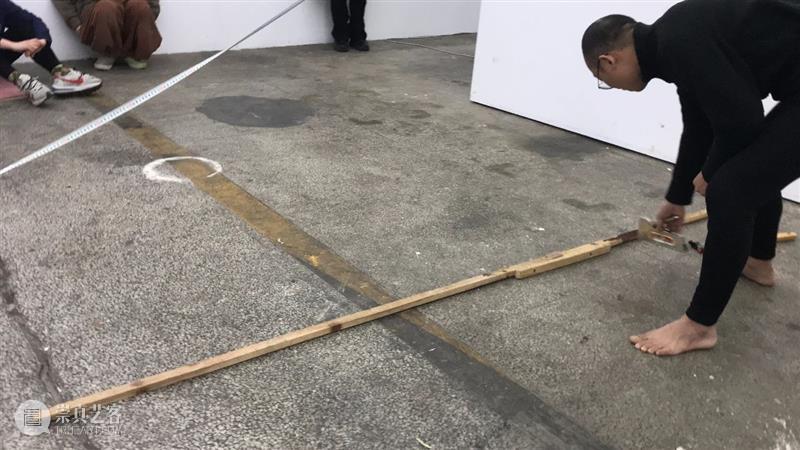 | 我们就是行为 | 1月31日最终现场 行为 现场 水泥 公园 空间 部分 艺术家 吕德生 何悠 河马 崇真艺客