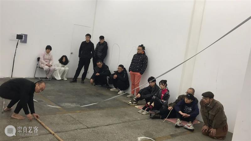 | 我们就是行为 | 1月31日最终现场 行为 现场 水泥 公园 空间 部分 艺术家 吕德生 何悠 河马 崇真艺客